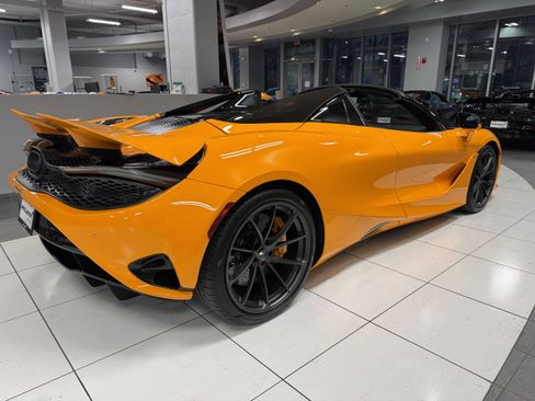 New 2026 McLaren 750S Spider image 8
