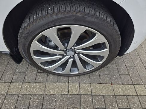 Used 2023 Land Rover Range Rover SE image 11