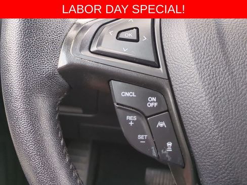 Used 2022 Ford Edge Titanium w/ Equipment Group 301A AWD/4WD image 22