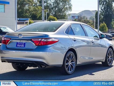 Used 2017 Toyota Camry XSE image 9