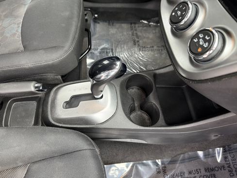 Used 2017 Chevrolet Spark LT image 27