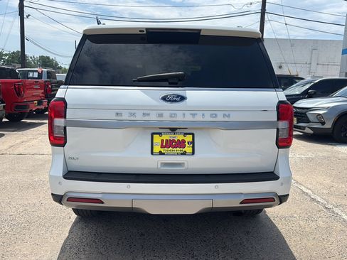 Used 2022 Ford Expedition XLT AWD/4WD image 6