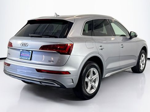 Used 2023 Audi Q5 2.0T Premium w/ Convenience Package image 5