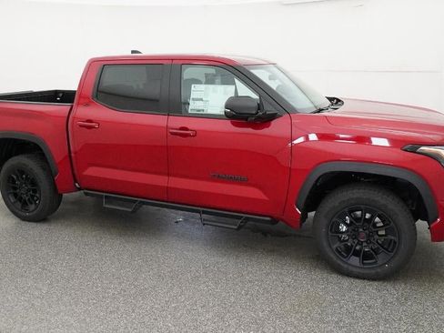 New 2026 Toyota Tundra SR5 AWD/4WD image 12