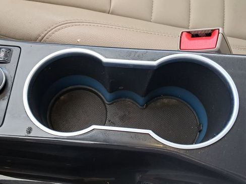 Used 2015 Ford Escape Titanium w/ Equipment Group 301A image 21