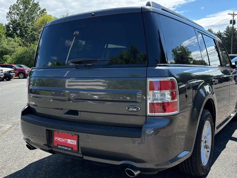 Used 2018 Ford Flex SE FWD image 9