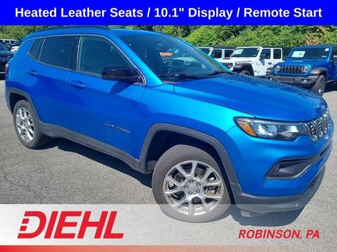 Used 2024 Jeep Compass Latitude AWD/4WD image 5