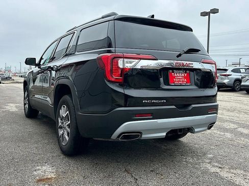 Used 2021 GMC Acadia SLT image 3