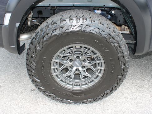 Used 2024 Ford F150 Raptor w/ Equipment Group 803A Raptor R AWD/4WD image 12