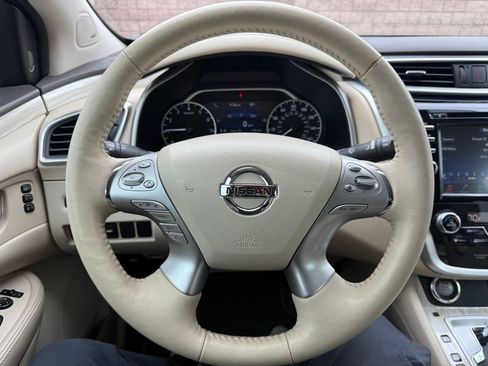 Used 2018 Nissan Murano SL FWD image 17