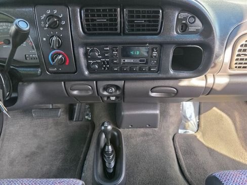 Used 2001 Dodge Ram 2500 Truck 4x4 Quad Cab image 18
