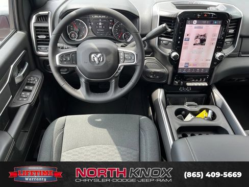 New 2026 RAM 2500 Big Horn AWD/4WD image 11