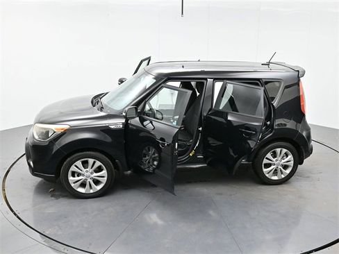 Used 2014 Kia Soul + image 37
