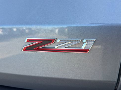 Used 2024 Chevrolet Traverse Z71 w/ LPO, Floor Liner Package image 46