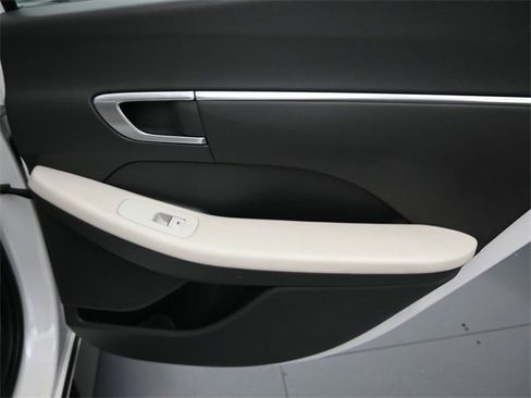 Used 2023 Hyundai Sonata SEL image 28