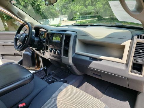 Used 2011 RAM 2500 ST w/ ST Popular Equipment Group AWD/4WD image 36