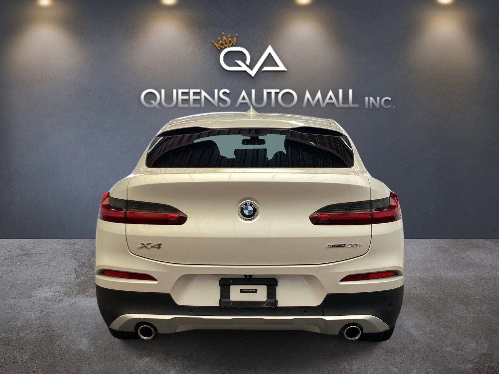 Used 2019 BMW X4 xDrive30i w/ Premium Package AWD/4WD image 5