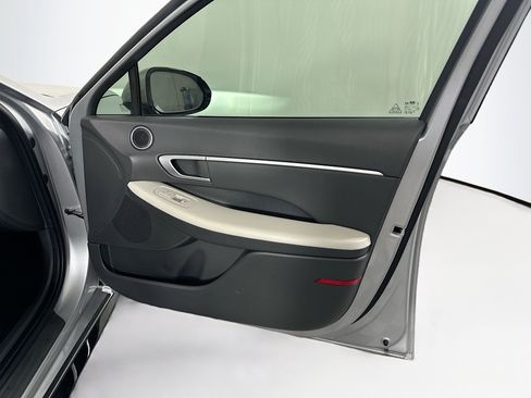 Used 2024 Hyundai Sonata SEL w/ Convenience Package FWD image 32