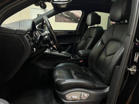 Used 2015 Porsche Macan S AWD/4WD image 16