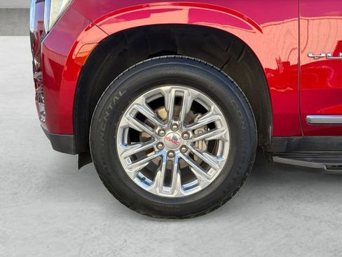 Used 2023 GMC Yukon SLT w/ SLT Luxury Package RWD image 23