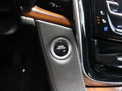 Used 2015 Cadillac Escalade Premium AWD/4WD image 21