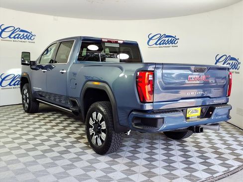 New 2026 GMC Sierra 2500 Denali w/ Denali Reserve Package image 2