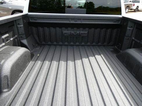 New 2026 GMC Sierra 1500 Denali AWD/4WD image 8