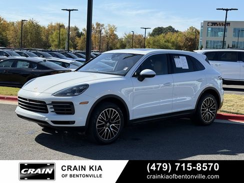Used 2019 Porsche Cayenne image 2