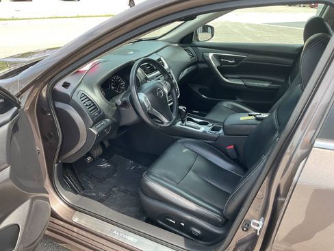 Used 2016 Nissan Altima 2.5 SL FWD image 14