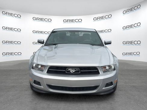 Used 2012 Ford Mustang Premium RWD image 2