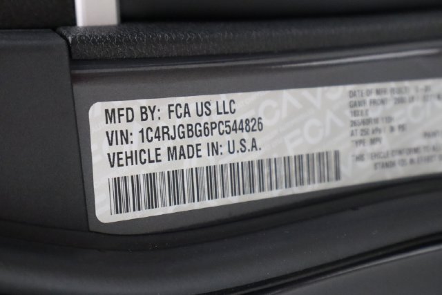 Used 2023 Jeep Grand Cherokee Limited RWD image 45
