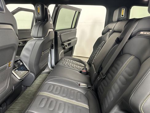 Used 2023 Rivian R1S Adventure image 20