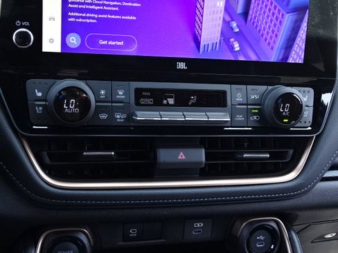 New 2026 Toyota Grand Highlander Platinum AWD/4WD image 19