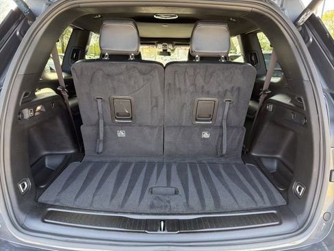 Used 2024 Jeep Grand Cherokee L Limited w/ Luxury Tech Group II image 7