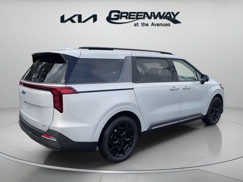 New 2026 Kia Carnival SX image 4