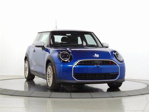 Used 2025 MINI Cooper S FWD image 1