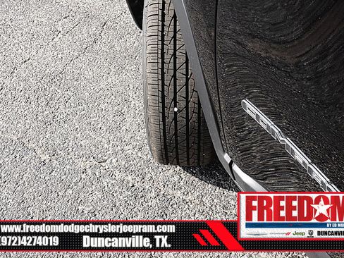 New 2026 Jeep Compass Latitude image 44