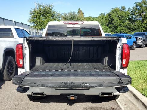 Used 2024 GMC Sierra 1500 Denali w/ Denali Reserve Package AWD/4WD image 9
