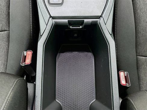 Certified 2025 Honda Accord SE image 25