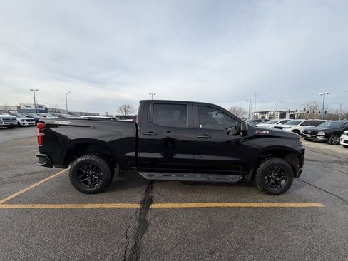 Used 2022 Chevrolet Silverado 1500 LT Trail Boss w/ LT Trail Boss Premium Package image 8