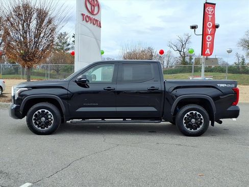 Used 2022 Toyota Tundra SR5 w/ TRD Off-Road Premium Package image 8