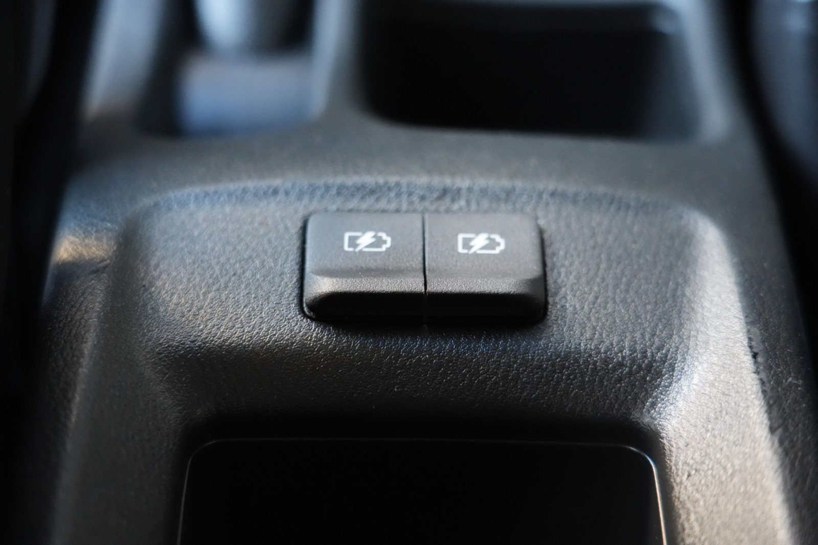 Used 2025 Nissan Versa S w/ Trunk Package FWD image 26