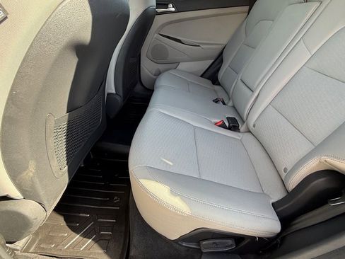 Used 2020 Hyundai Tucson Value FWD image 13