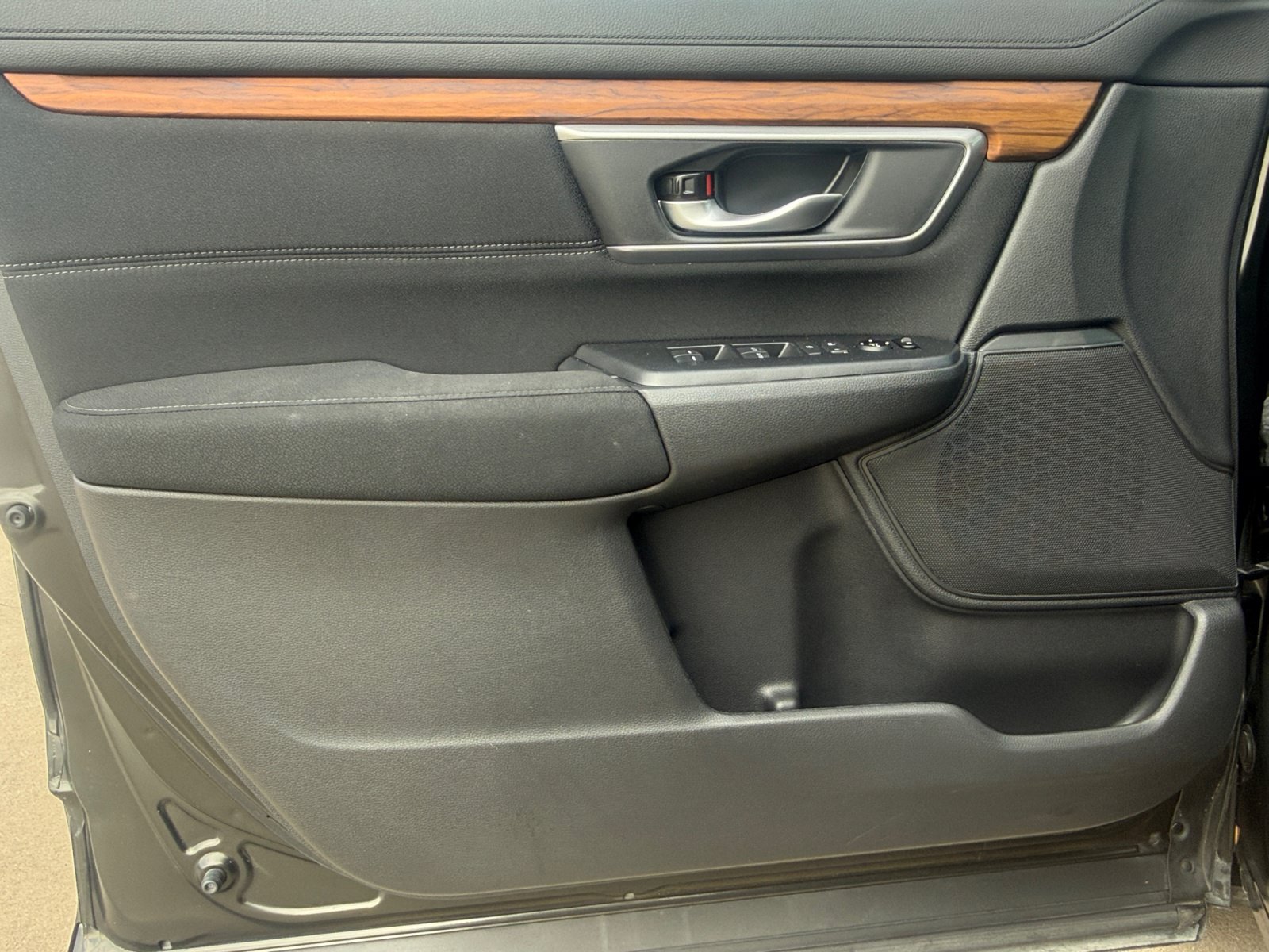 Used 2019 Honda CR-V EX image 14