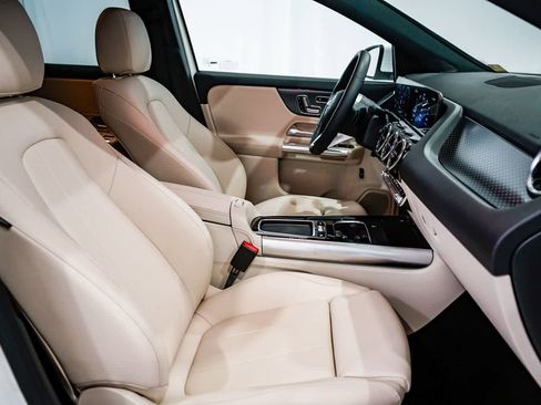 Used 2026 Mercedes-Benz GLA 250 image 15