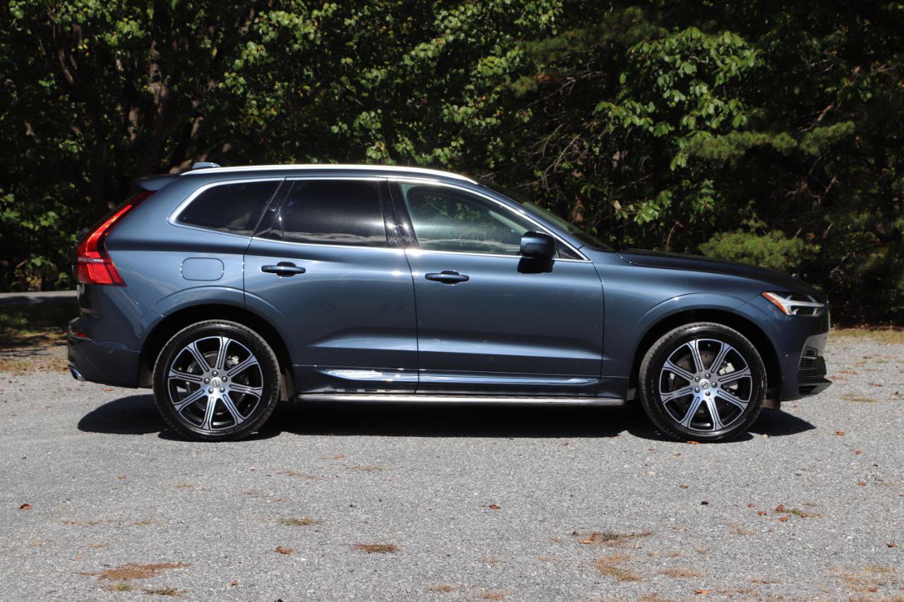 Used 2021 Volvo XC60 T8 Inscription w/ Advanced Package AWD/4WD image 2