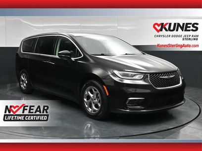 Certified 2024 Chrysler Pacifica Limited
