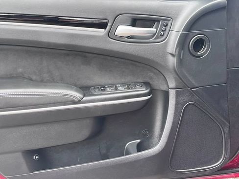 Used 2023 Chrysler 300 C RWD image 18