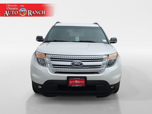 Used 2014 Ford Explorer XLT w/ Equipment Group 202A AWD/4WD image 8