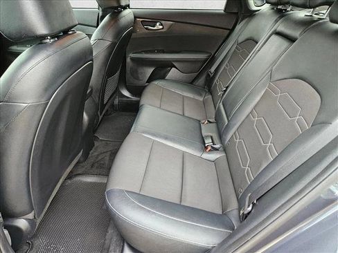 Used 2022 Kia Forte GT-Line w/ GT-Line Technology Package FWD image 17